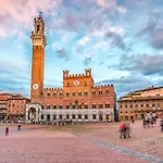 Dreizimmerwohnung Fuer 4 Personen 3 Km Vom Zentru By Interhome Lejlighed Siena