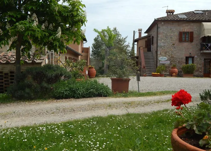 Dreizimmerwohnung Fuer 4 Personen 3 Km Vom Zentru By Interhome