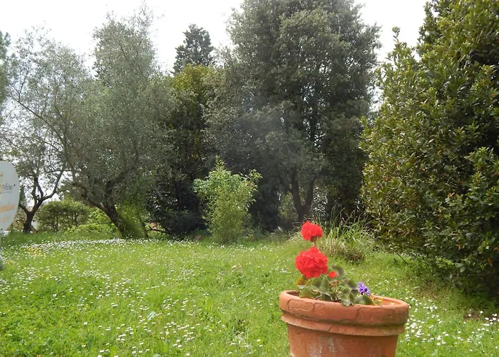 Dreizimmerwohnung Fuer 4 Personen 3 Km Vom Zentru By Interhome Siena